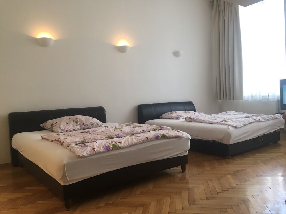 Corso Apartment Budapest Eksteriør bilde